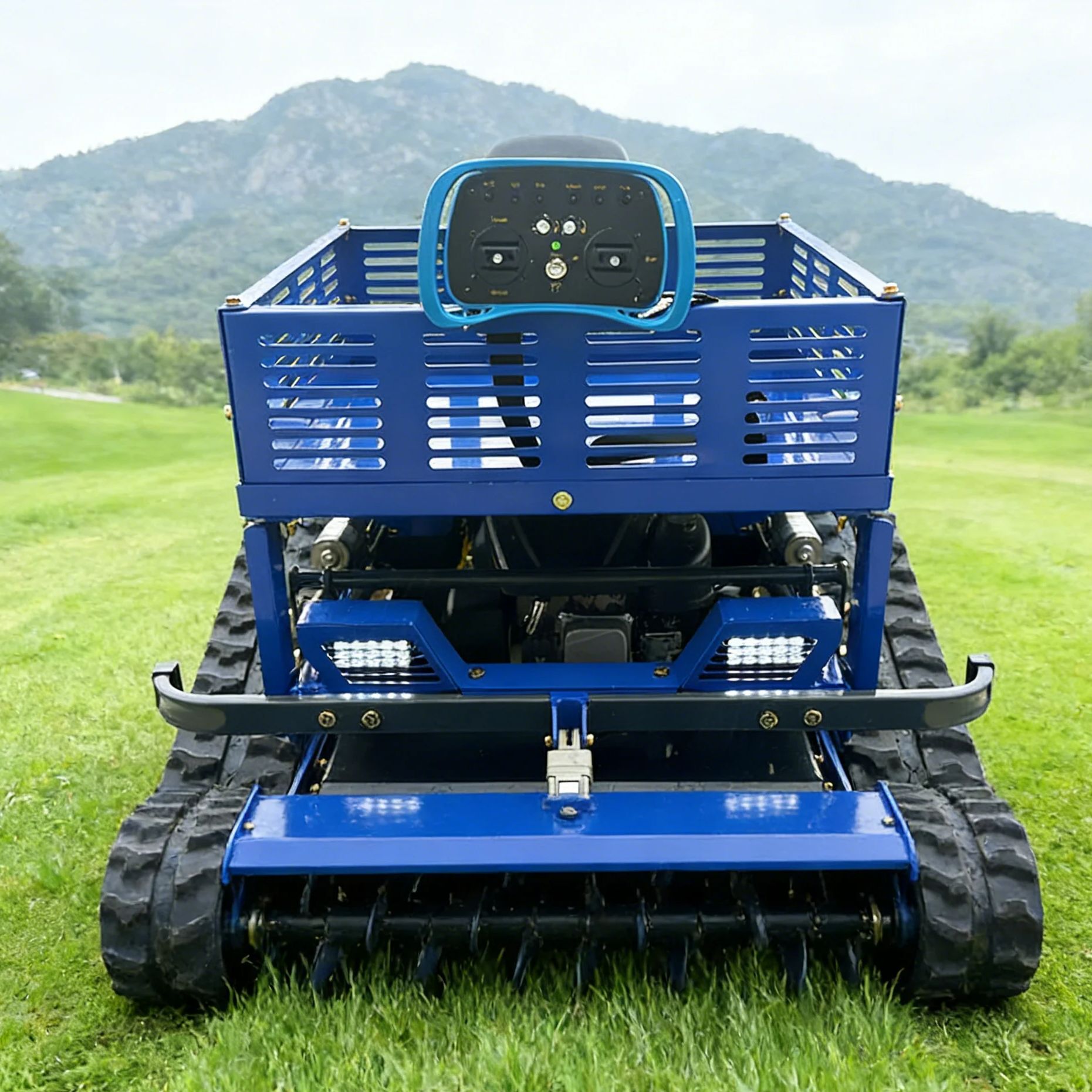 Essential Gardening Tools - جزازة عشب تعمل بالتحكم عن بعد