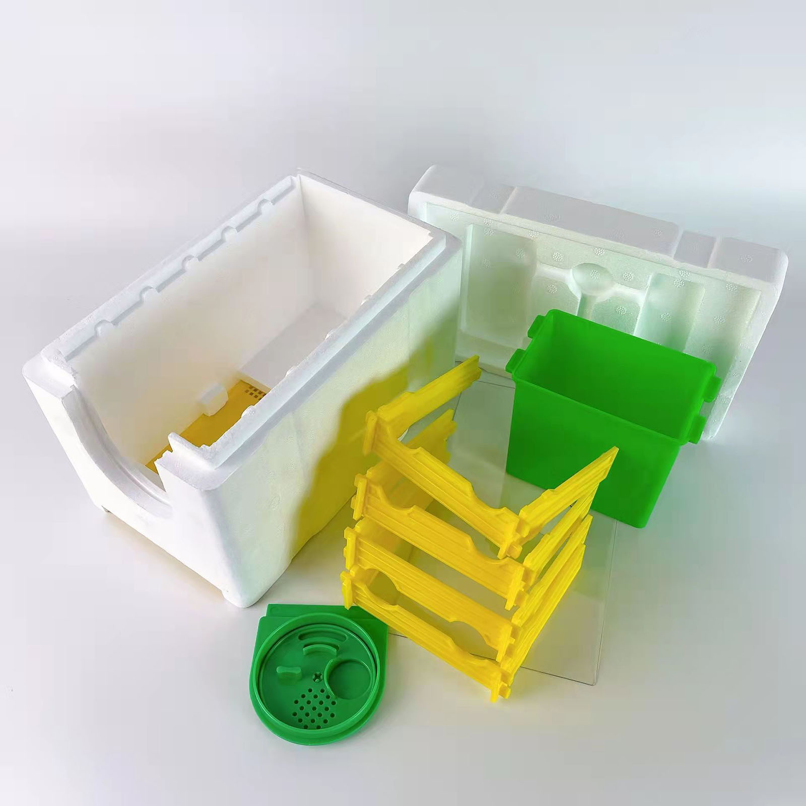 مجموعة تربية ملكة تربية النحل  - مراجعة Essential Gardening Tools وسعره