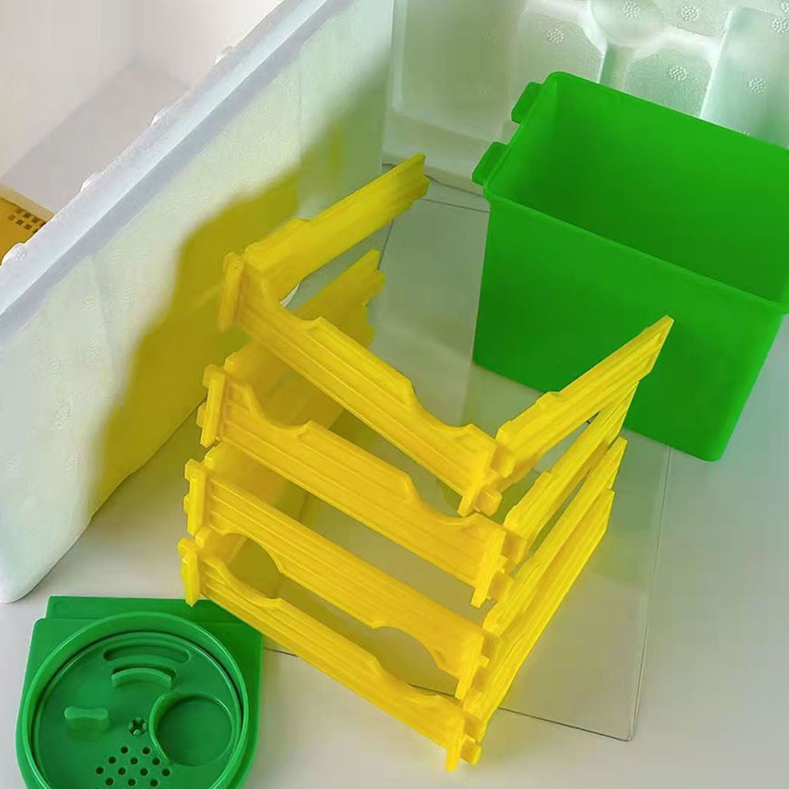مجموعة تربية ملكة تربية النحل  - مراجعة Essential Gardening Tools وسعره