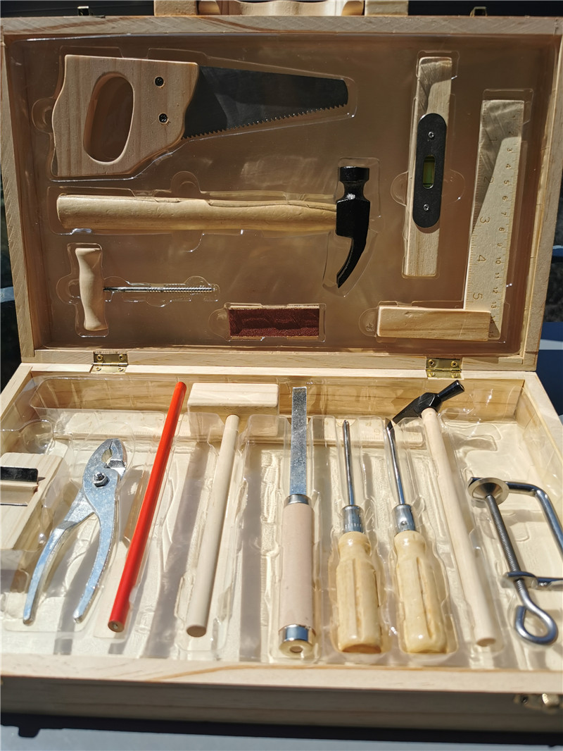 الأطفال الحياة الحقيقية صندوق  - مراجعة Gardening Tools For 10 Year Olds وسعره